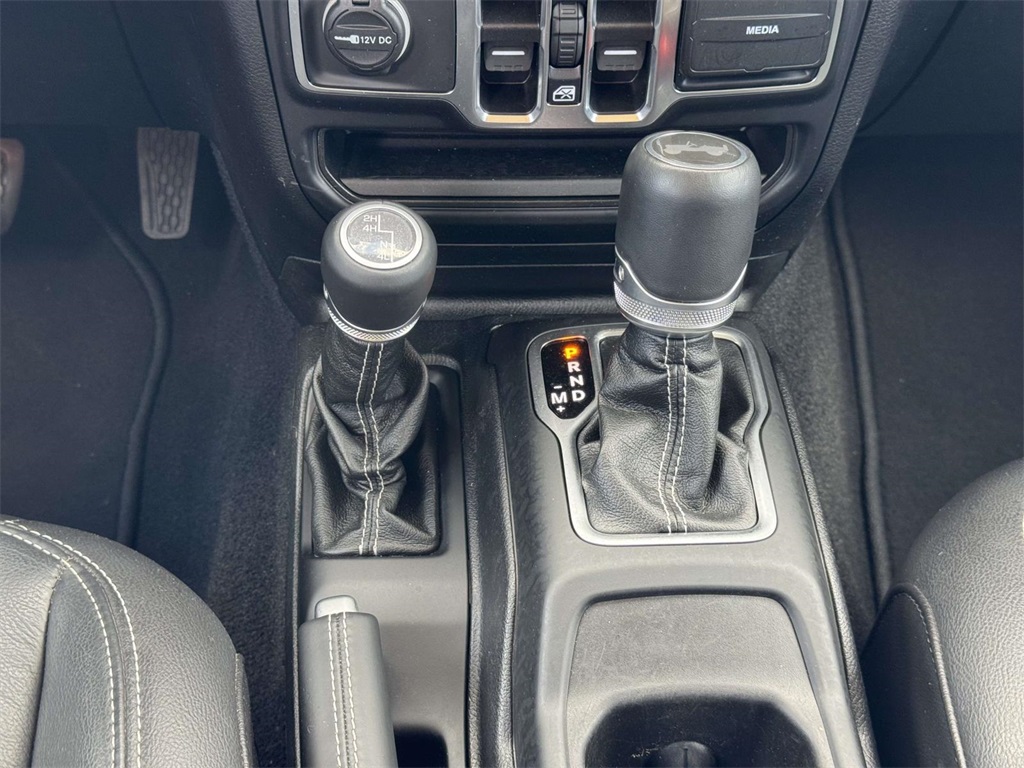 2021 Jeep Wrangler Unlimited Sahara photo 21