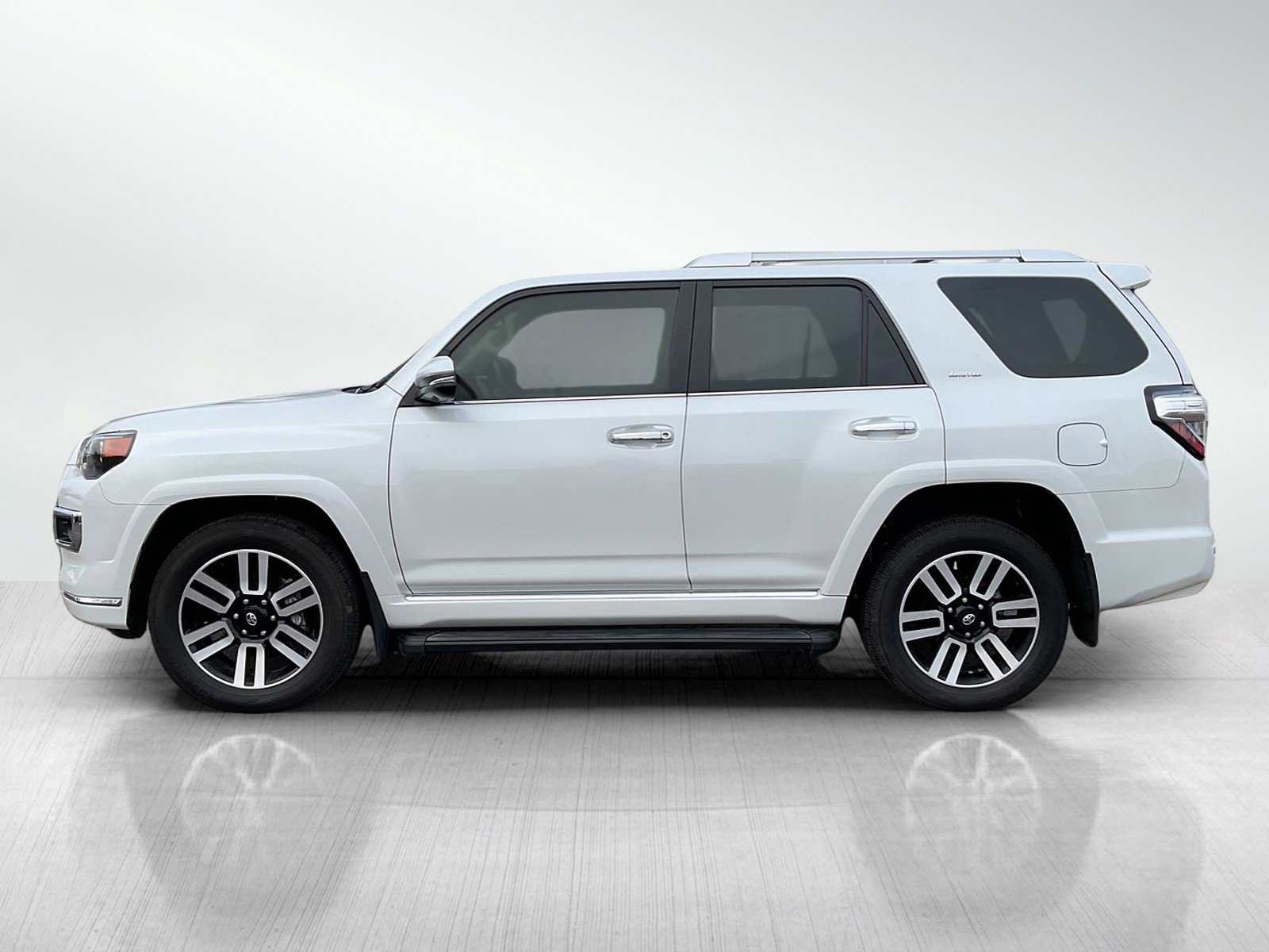 Used 2024 Toyota 4Runner Limited with VIN JTEKU5JR9R6242945 for sale in Brainerd, Minnesota