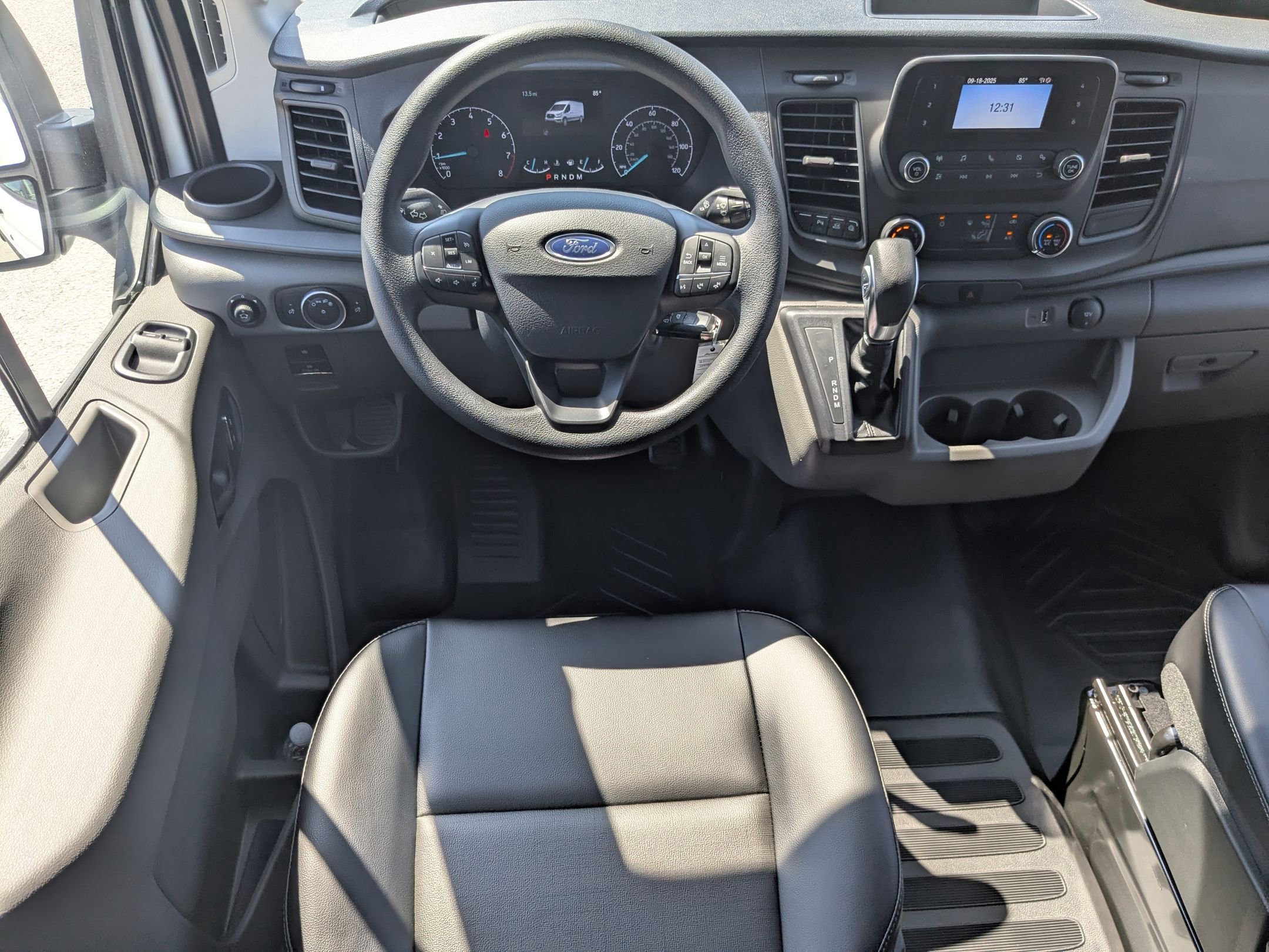 2025 Ford Transit Cargo Van photo 20