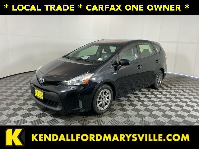 2015 Toyota Prius v Five