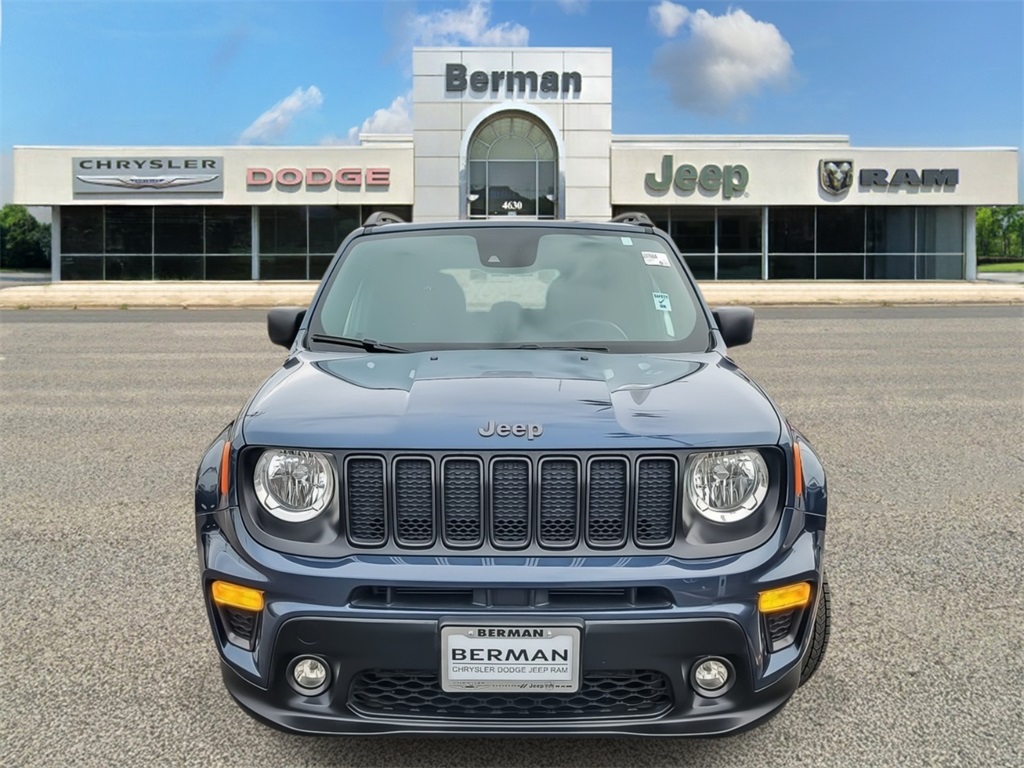 2021 Jeep Renegade Latitude photo 3