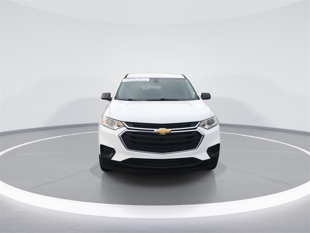 2021 Chevrolet Traverse LS photo 2