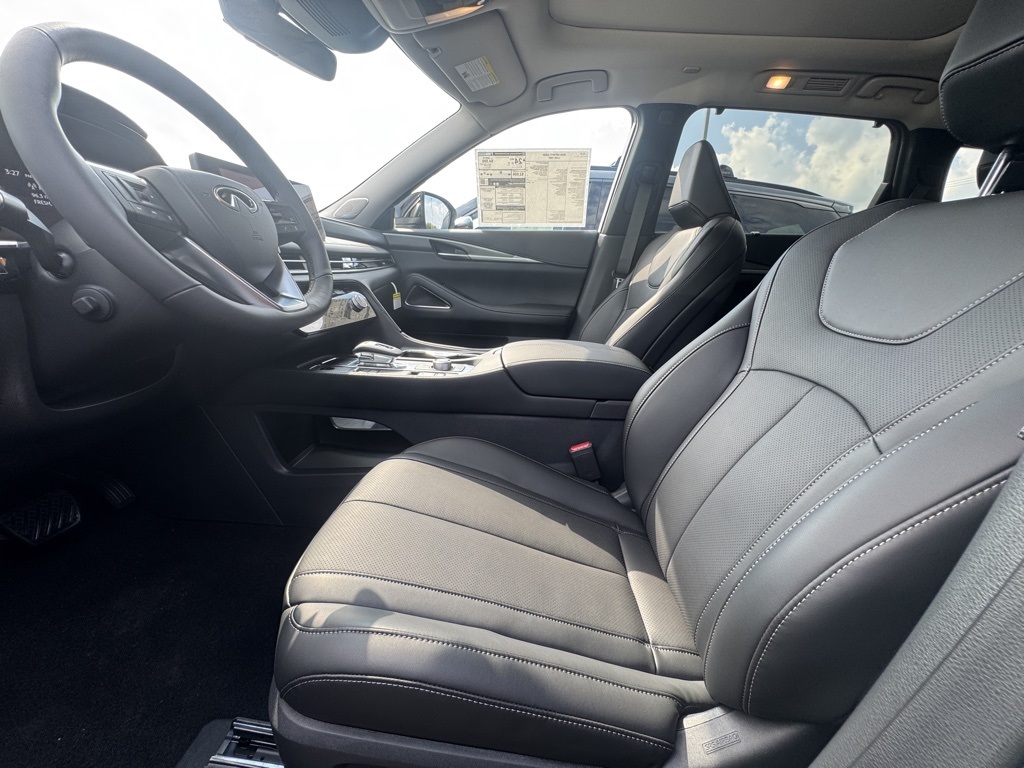 2026 Infiniti QX60 Luxe AWD photo 16