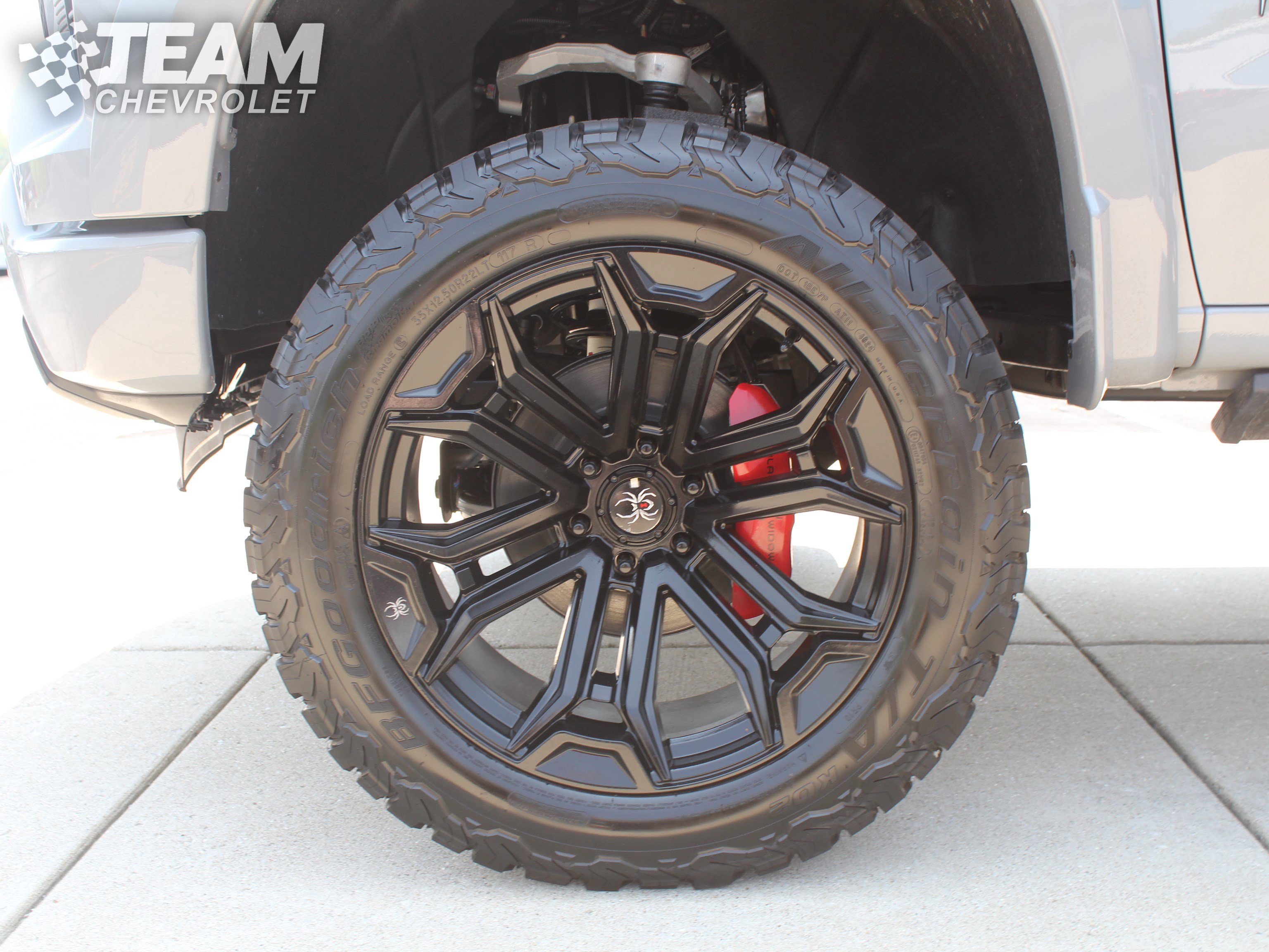 2025 Chevrolet Silverado 1500 RST photo 28