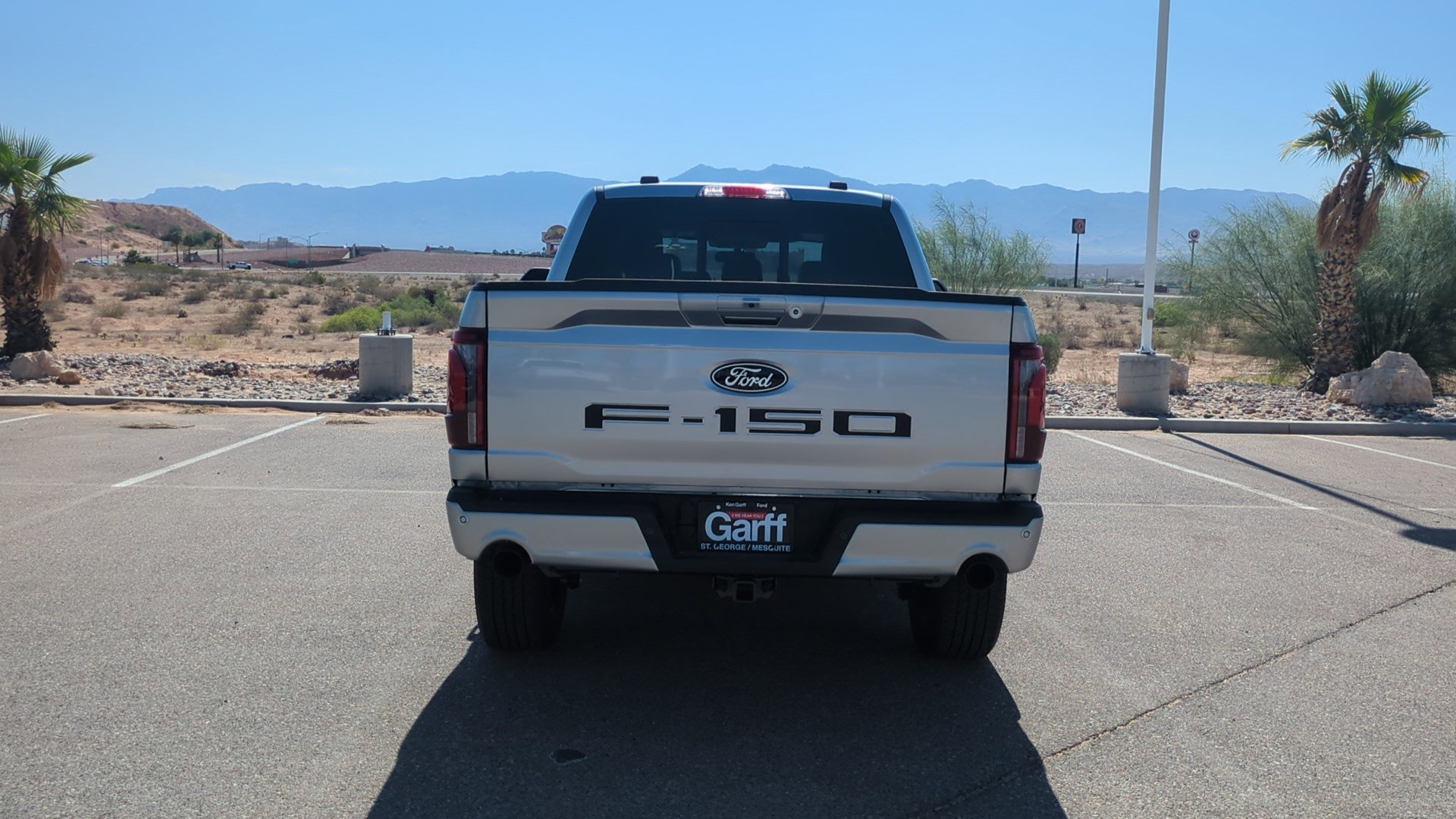 2025 Ford F-150 Lariat photo 3