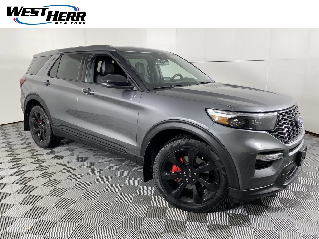 2024 Ford Explorer ST's photo