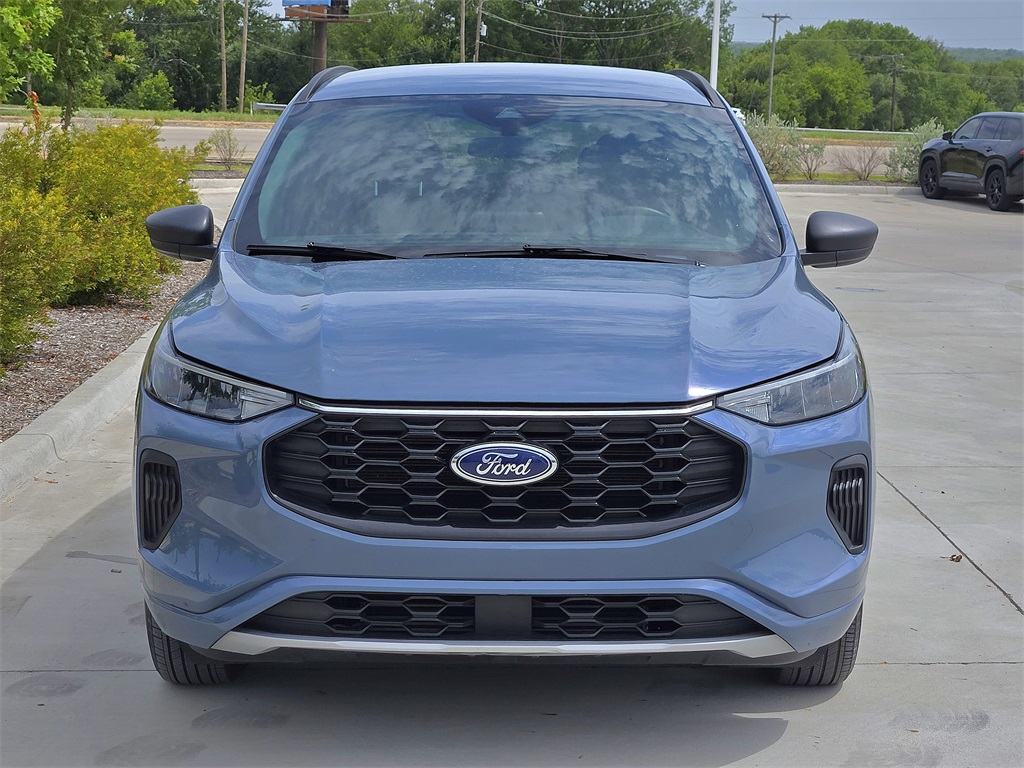 2024 Ford Escape ST-Line photo 8