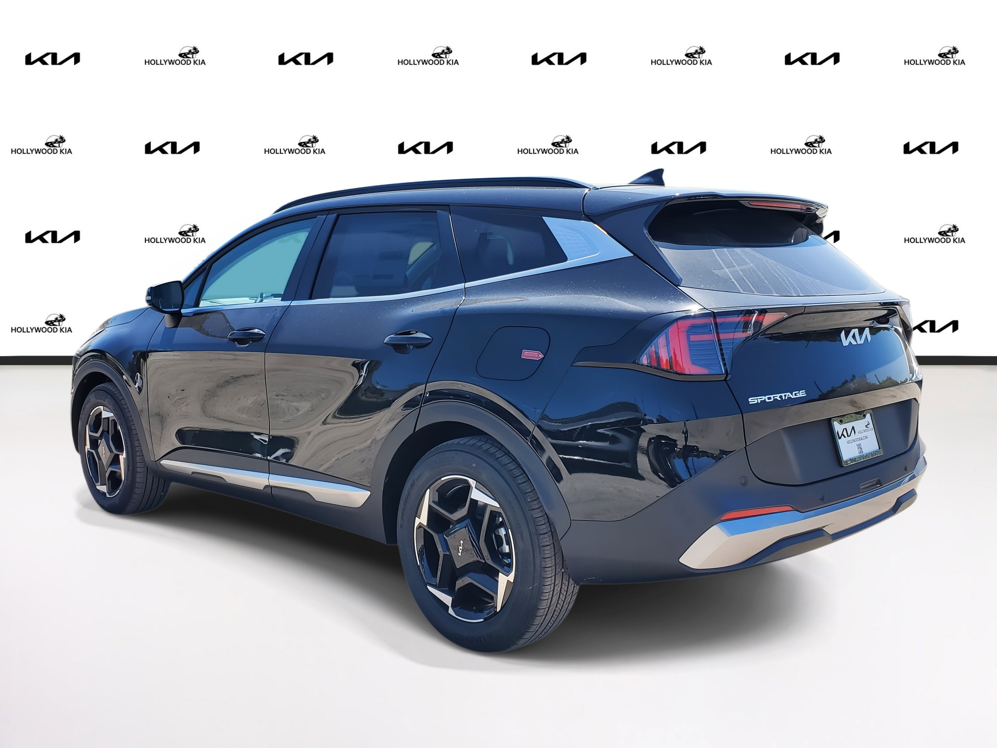 2026 Kia Sportage EX photo 3