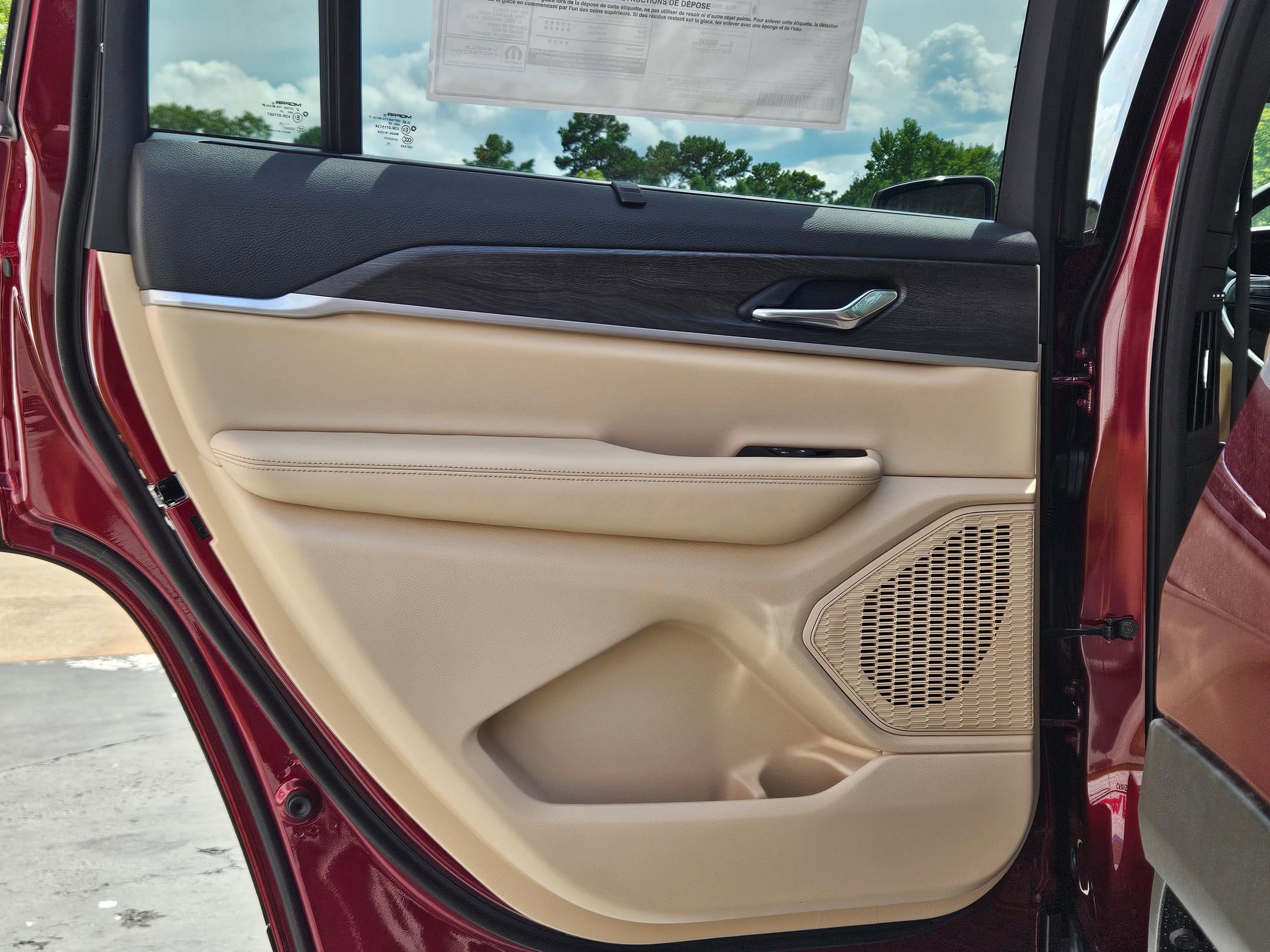 2025 Jeep Grand Cherokee Limited photo 21