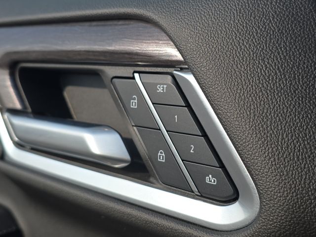 2024 Chevrolet Silverado 1500 LTZ photo 22