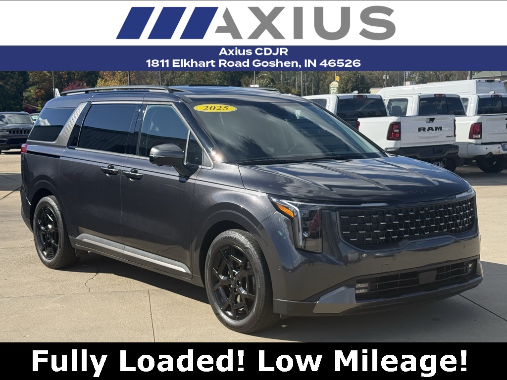 2025 Kia Carnival SX's photo