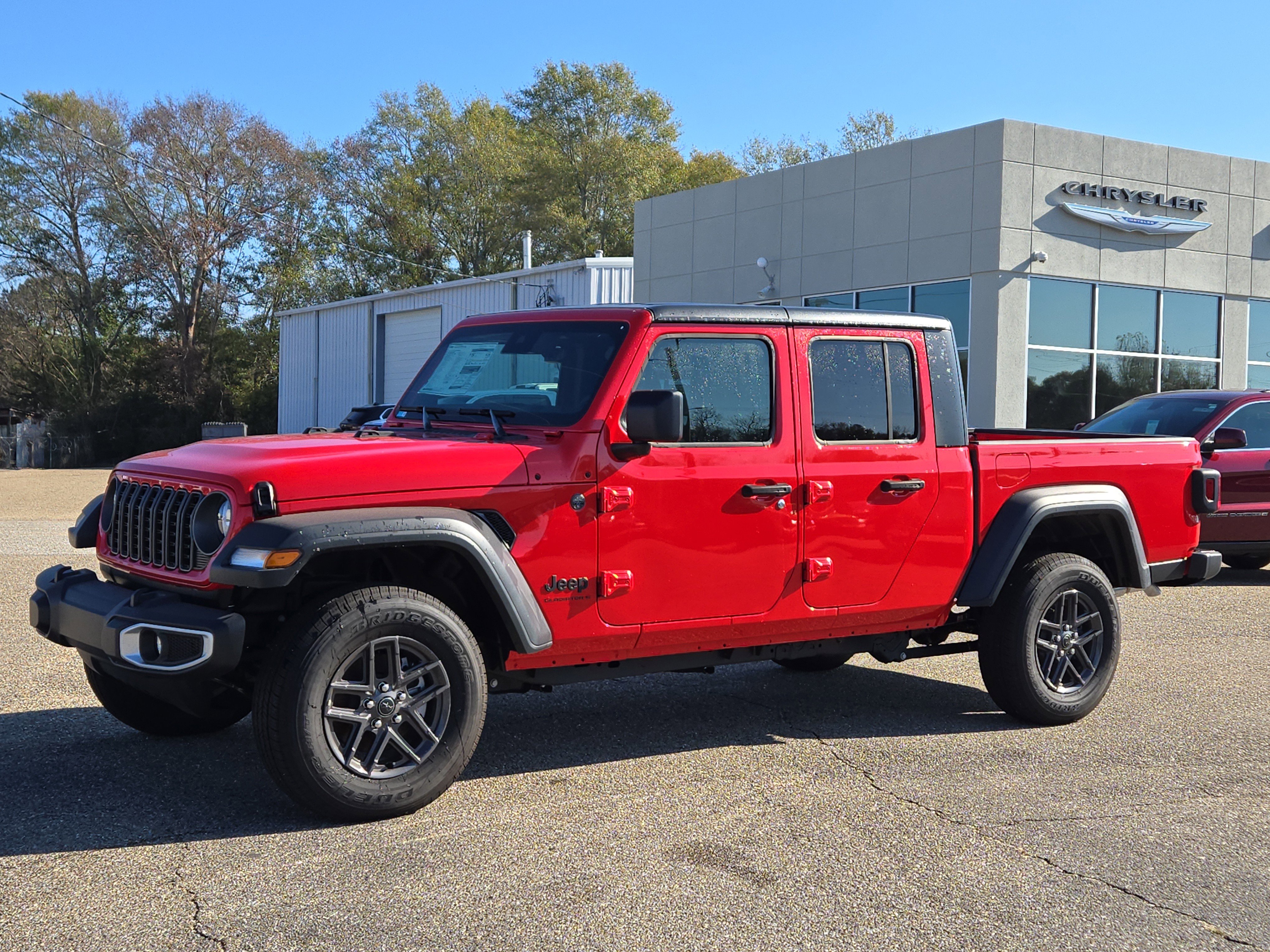 2025 Jeep Gladiator Sport S's photo