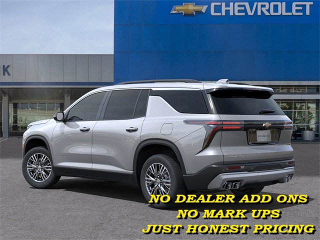 2025 Chevrolet Traverse photo 3
