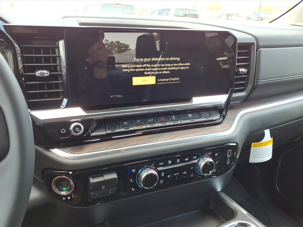 2025 Gmc Sierra 1500 SLT photo 17