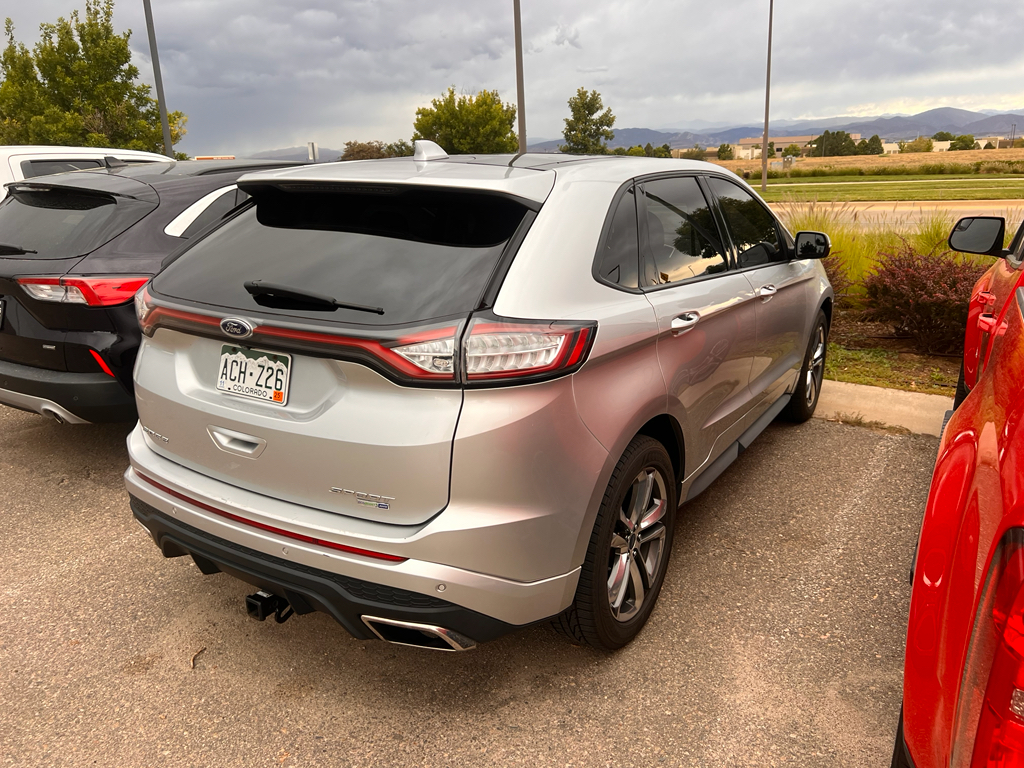 2016 Ford Edge Sport photo 6
