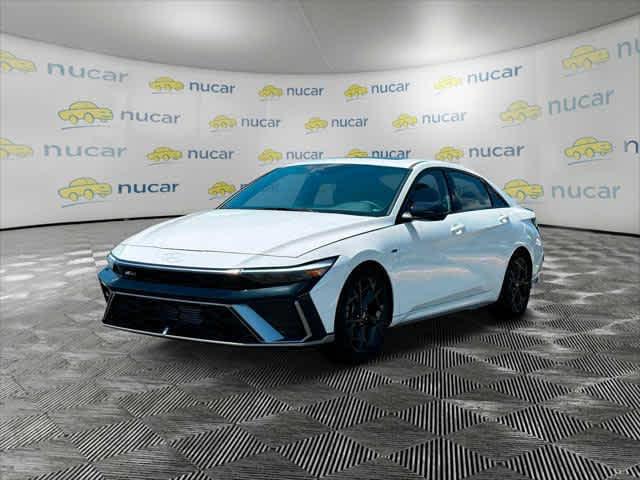 2025 Hyundai Elantra N Line photo 2