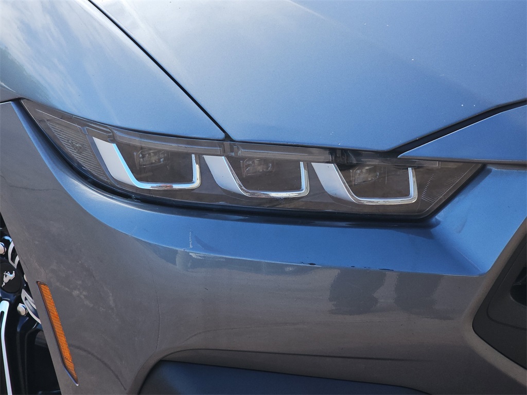 2024 Ford Mustang EcoBoost photo 28