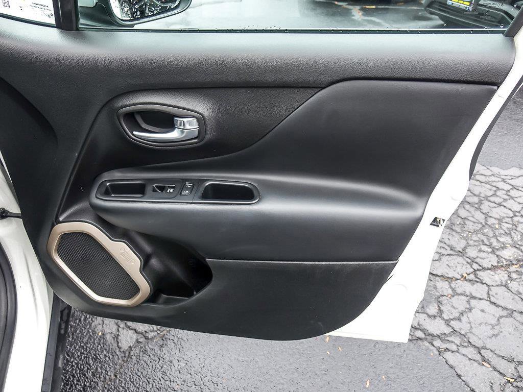 2017 JEEP RENEGADE - Image 29