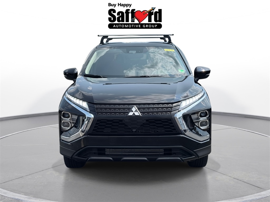 2023 Mitsubishi Eclipse Cross LE photo 3
