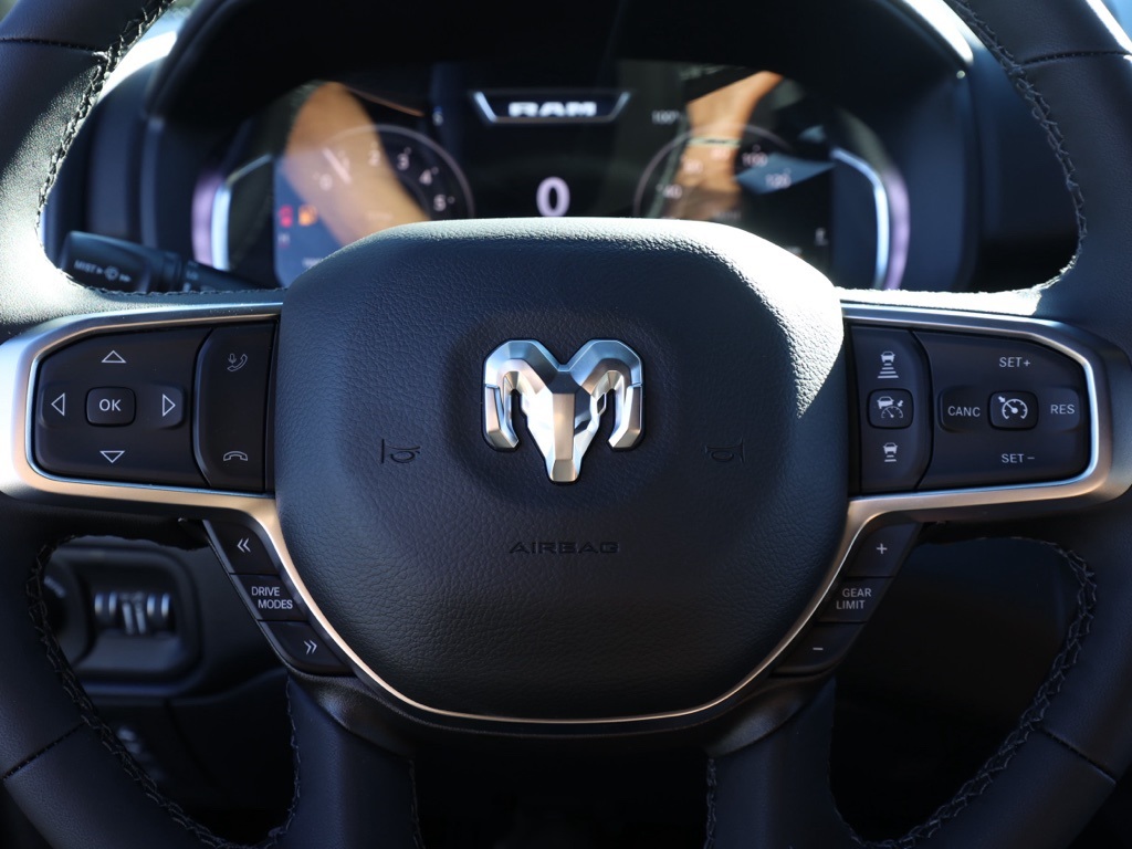 New 2026 Granite Crystal Metallic Clear-Coat Exterior Paint RAM Big Horn/Lone Star image 23