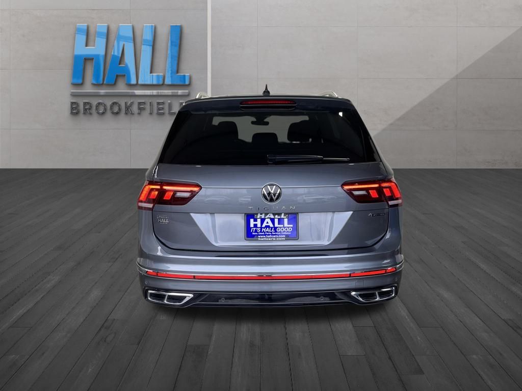2024 Volkswagen Tiguan SEL R-Line Black photo 4