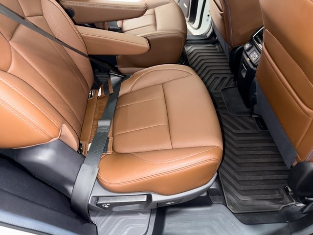 2024 Subaru Ascent Touring photo 18