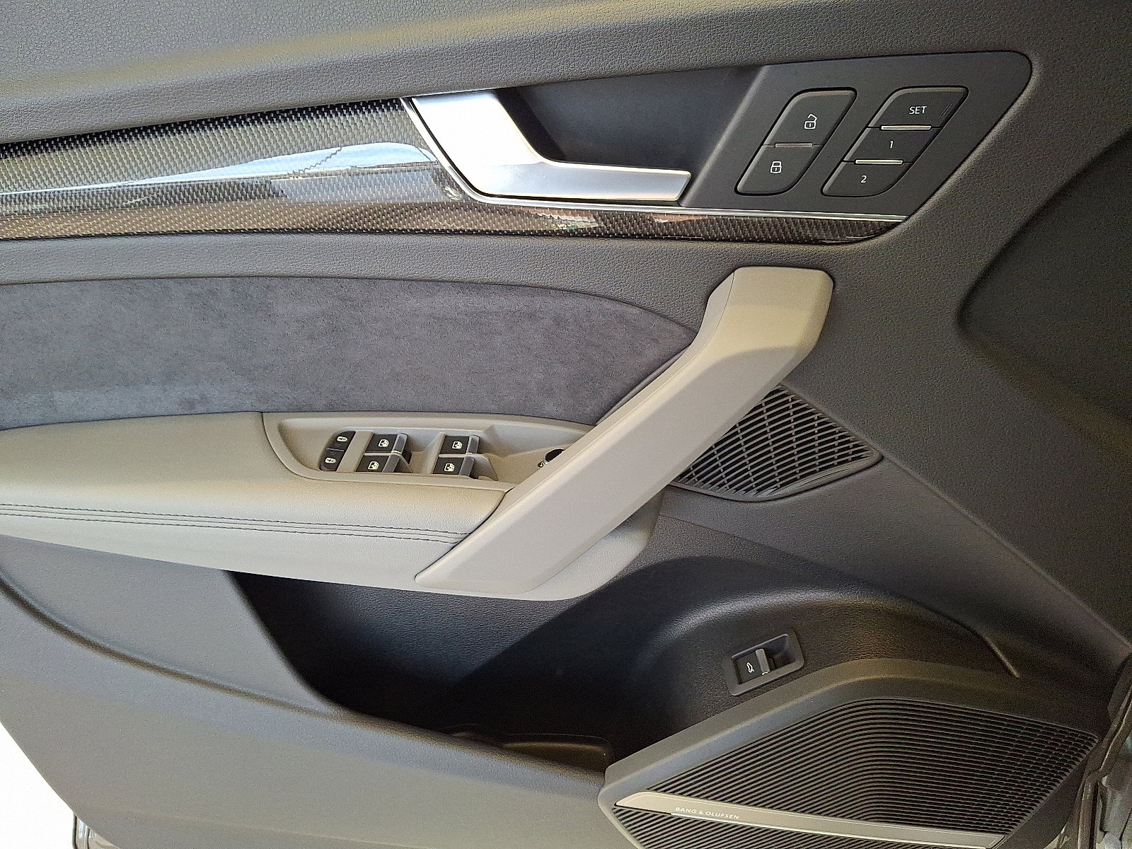 2024 Audi SQ5 Premium Plus photo 7