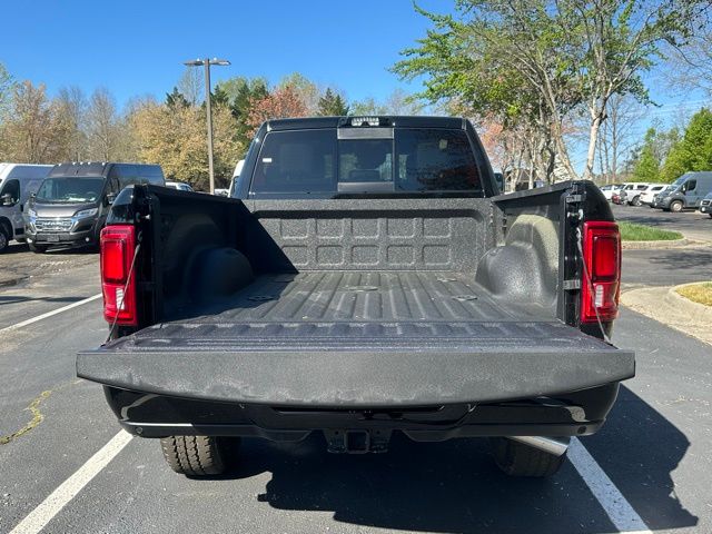 2025 Ram 2500 Laramie photo 12