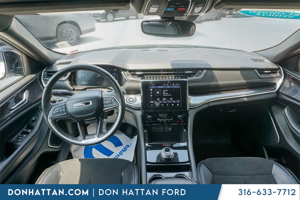 2022 Jeep Grand Cherokee Altitude photo 4