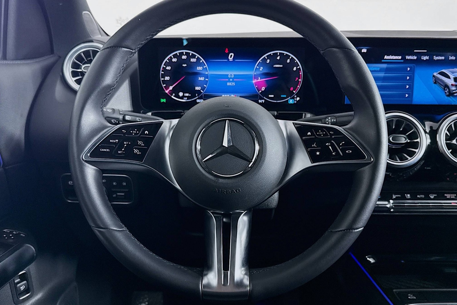 2025 Mercedes Benz GLA 250 photo 15