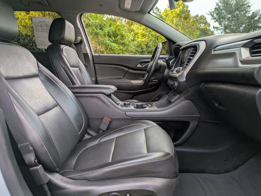 2021 Gmc Acadia SLT photo 25