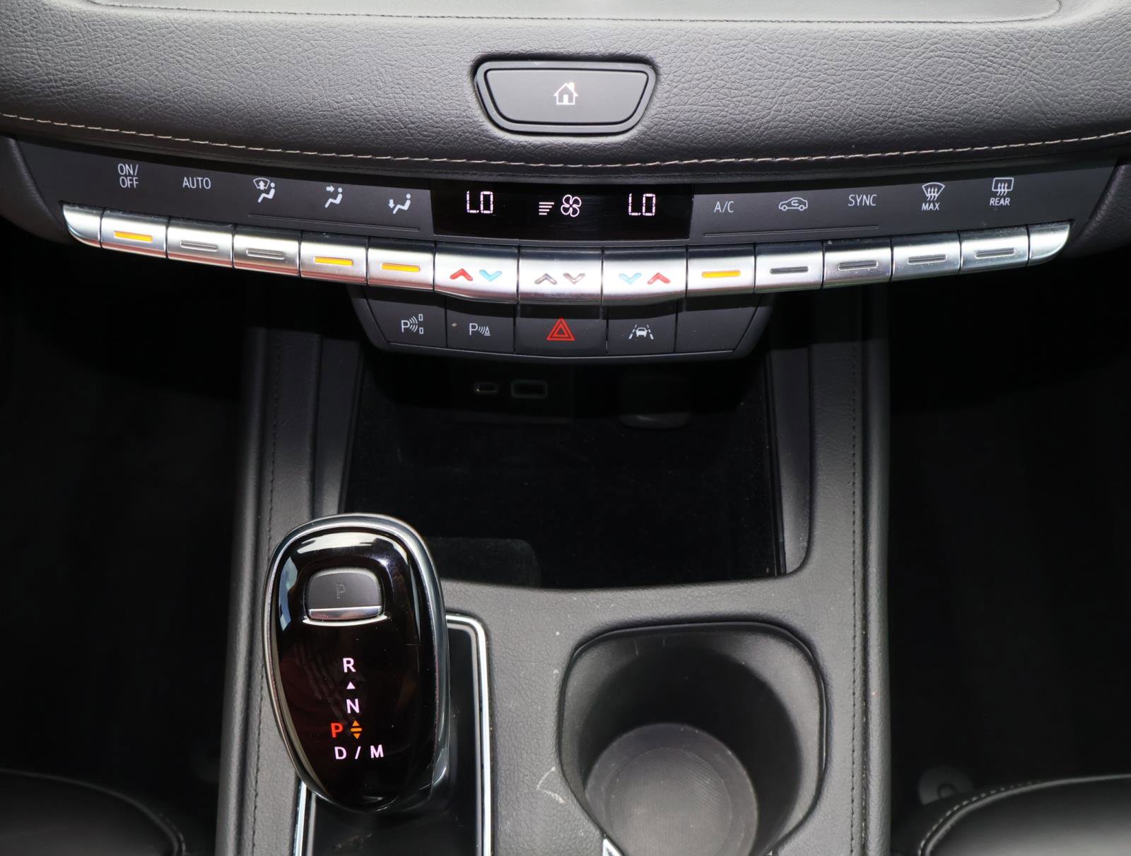 2022 Cadillac XT4 Premium Luxury photo 29