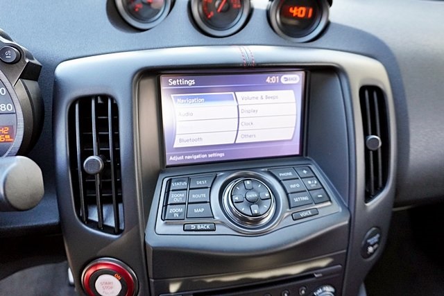 Used 2020 Black Nissan Nismo image 29