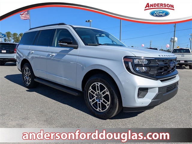 2025 Ford Expedition Active's photo