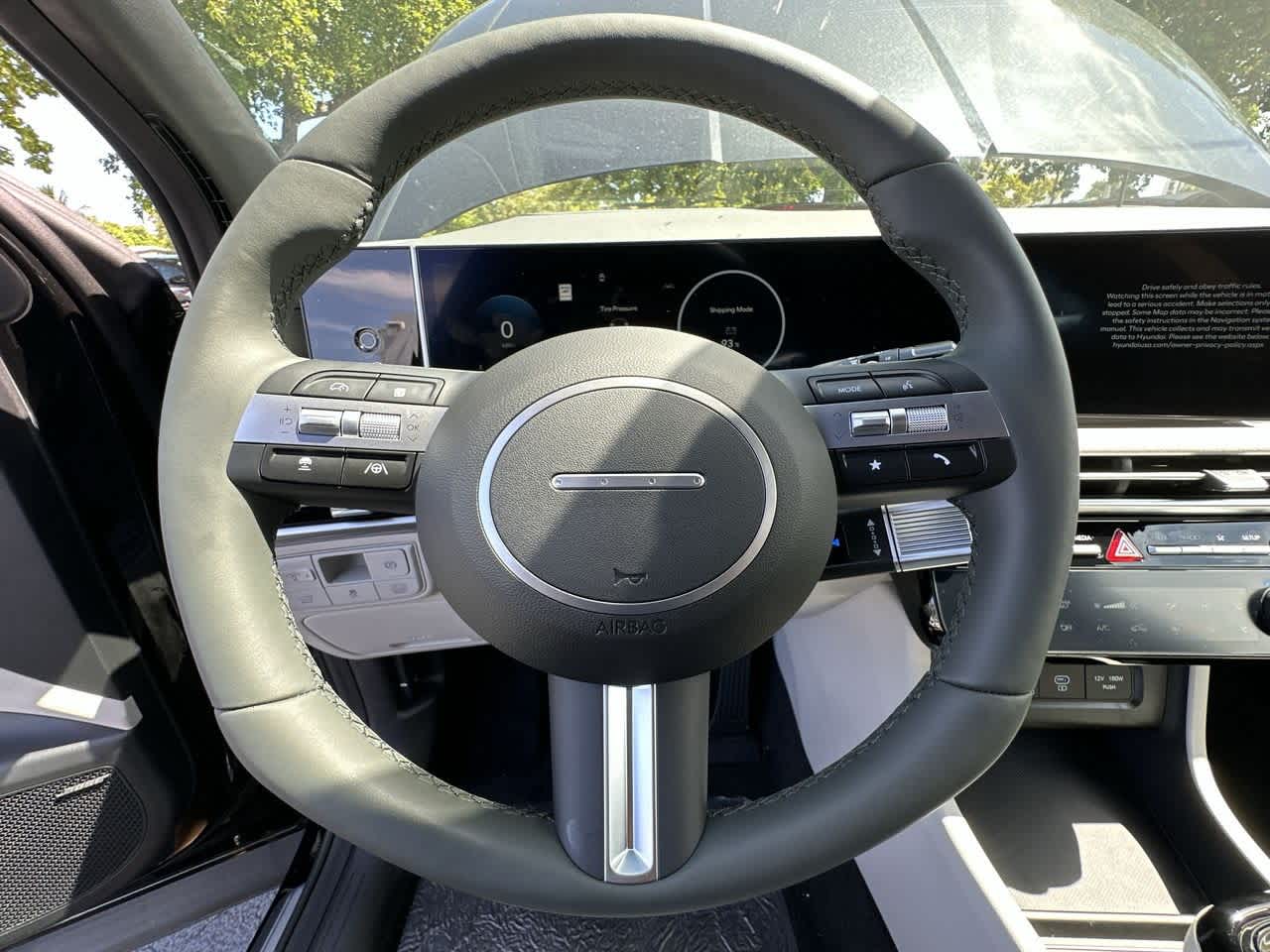 2025 Hyundai Tucson Hybrid Limited Sport photo 14