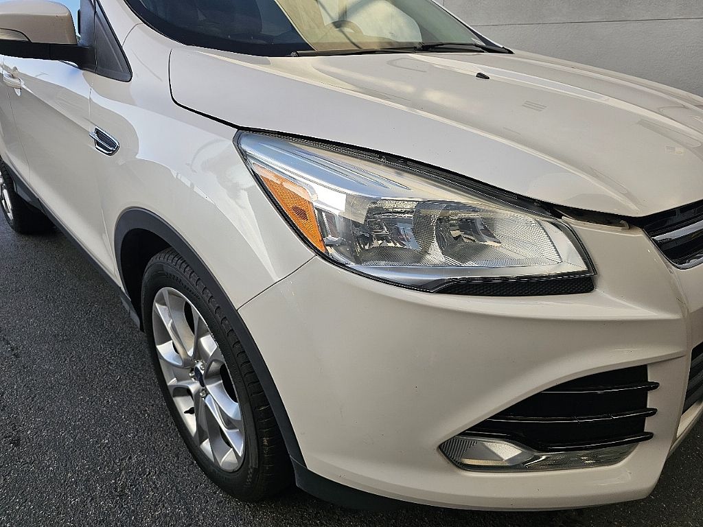 2013 Ford Escape SEL photo 3