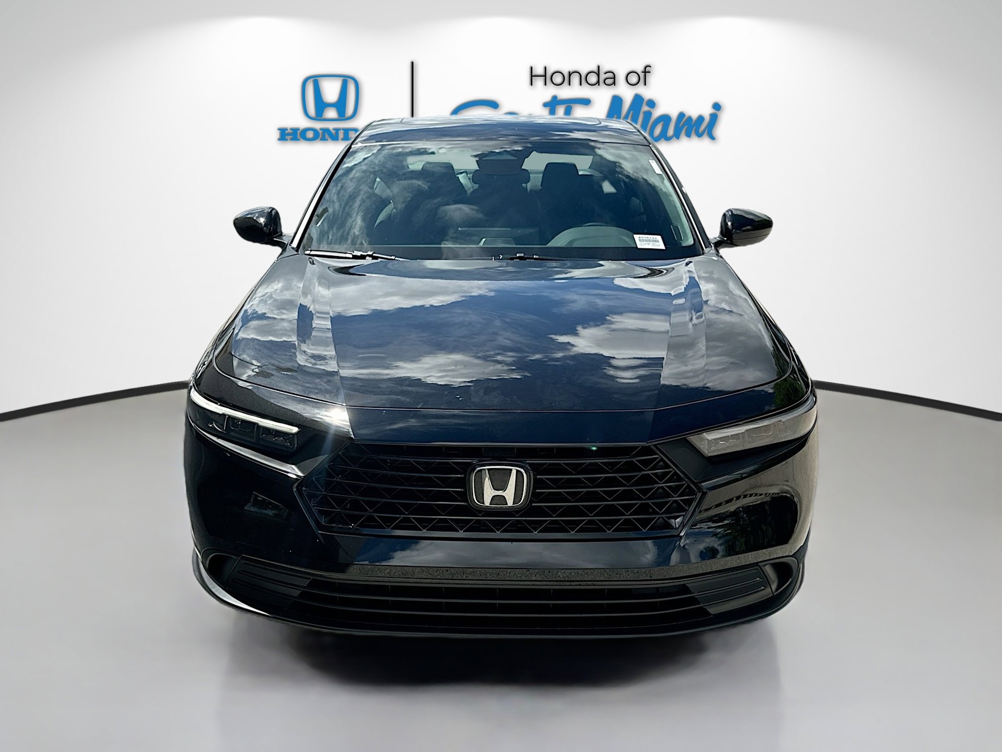2025 Honda Accord Hybrid Sport photo 2