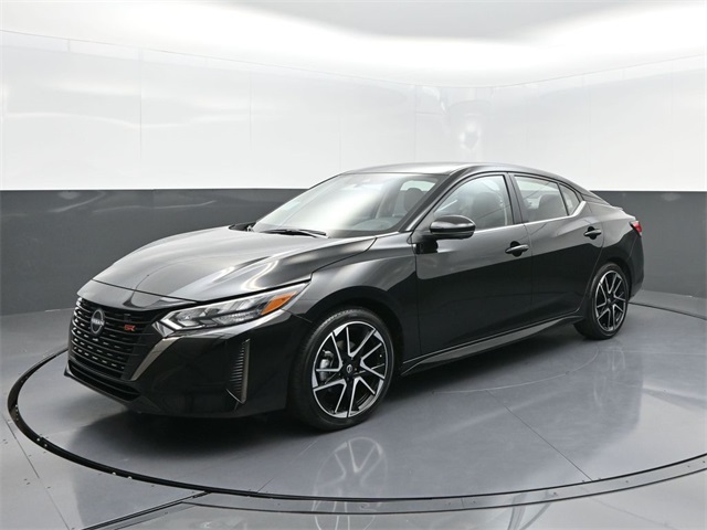 2025 Nissan Sentra SR photo 3