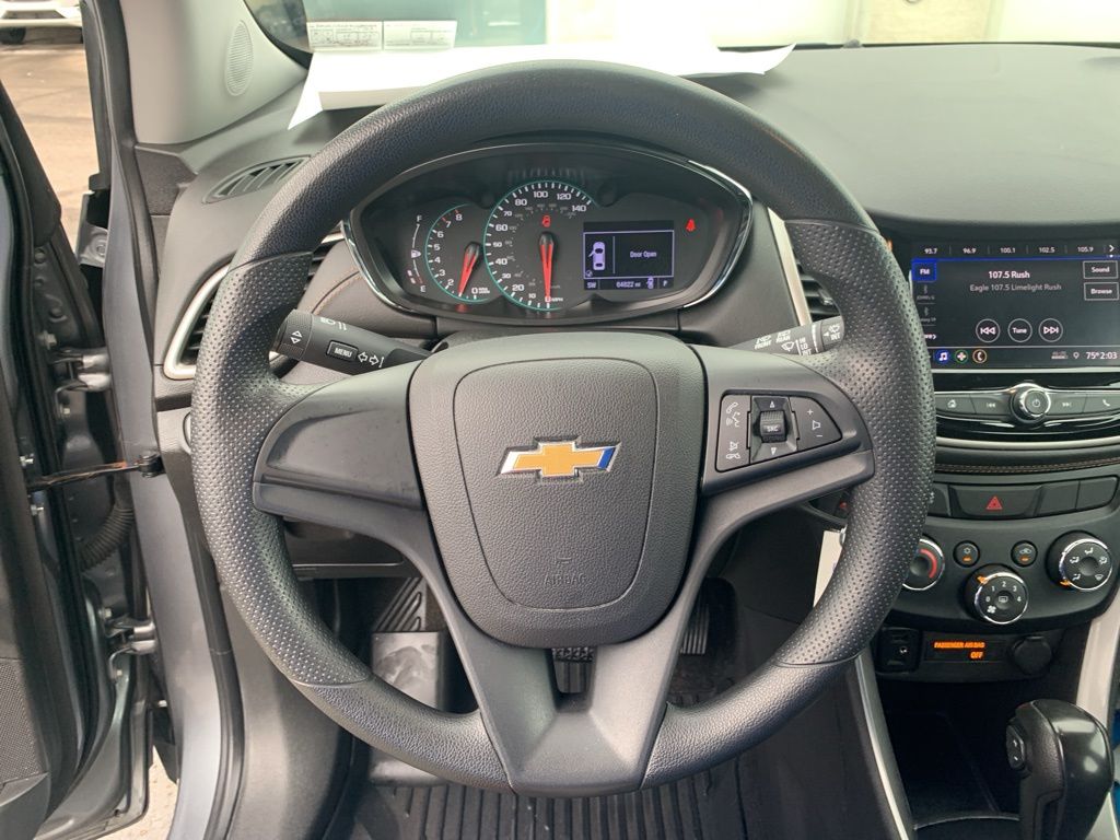 2020 Chevrolet Trax LS photo 27