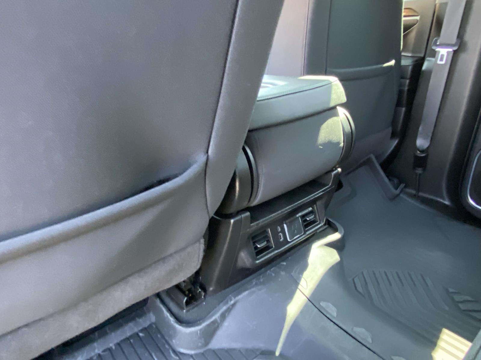 2024 Chevrolet Silverado 1500 RST photo 3