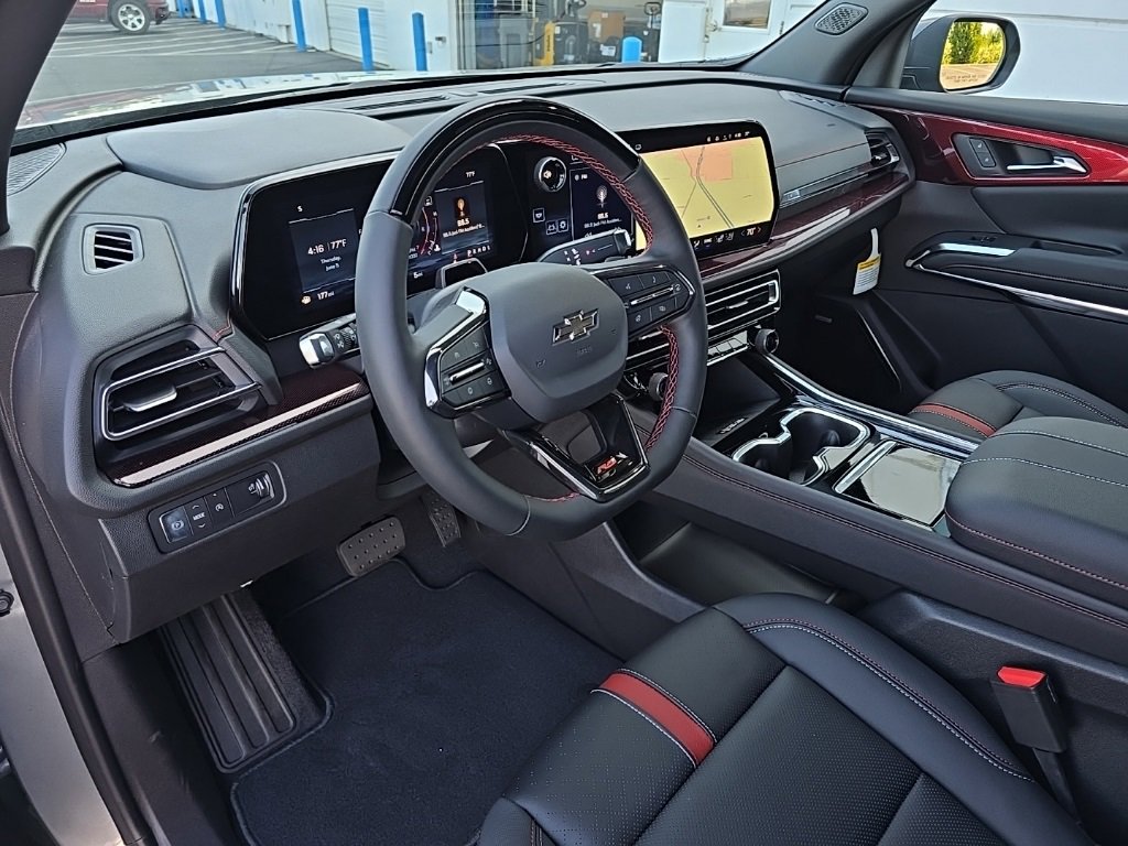 2025 Chevrolet Traverse RS photo 7