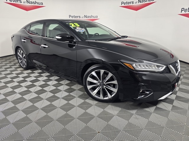 2023 Nissan Maxima Platinum's photo