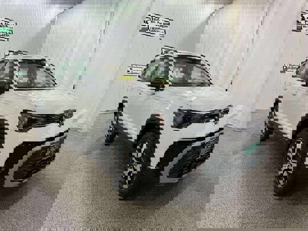 2025 Volkswagen Taos S's photo