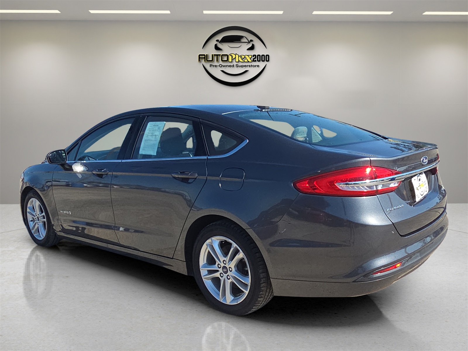 2018 Ford Fusion Hybrid S photo 3