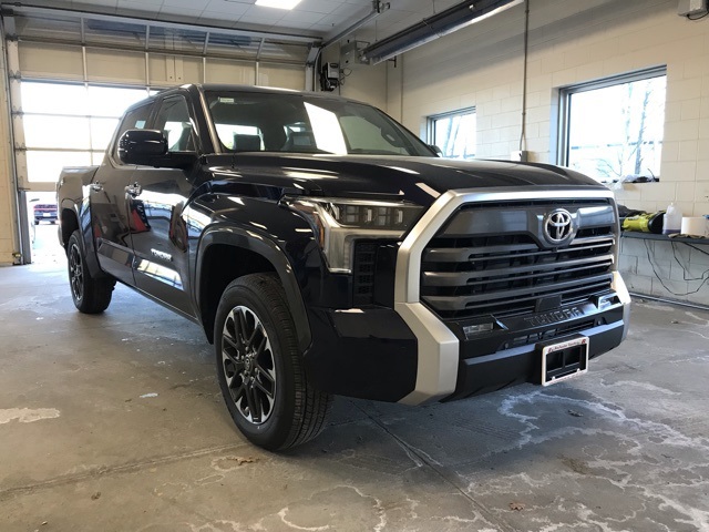 2026 Toyota Tundra Limited's photo