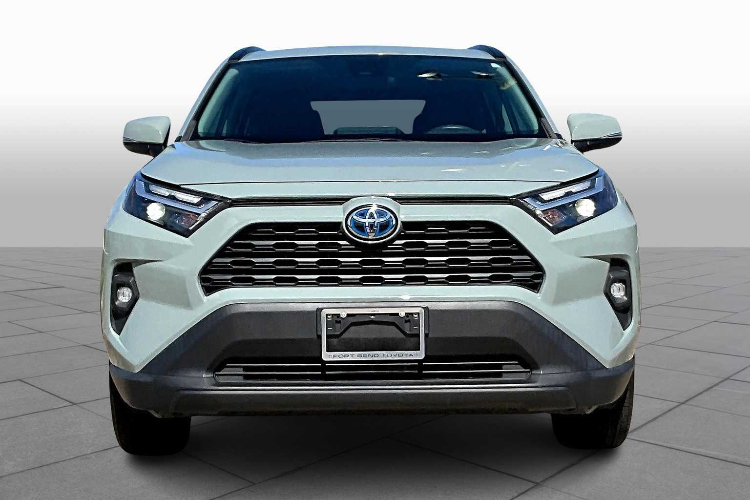 Used 2022 Toyota RAV4 XLE Premium with VIN 4T3B6RFV9NU087219 for sale in Northfield, Minnesota