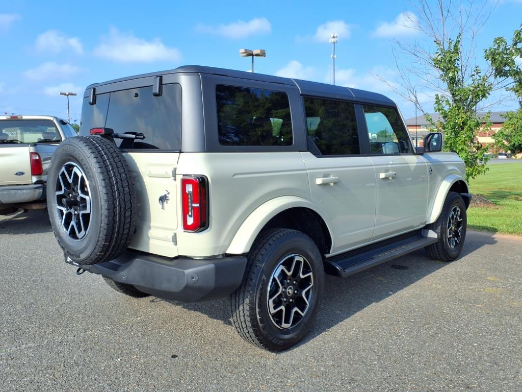 2025 Ford Bronco Outer Banks photo 19