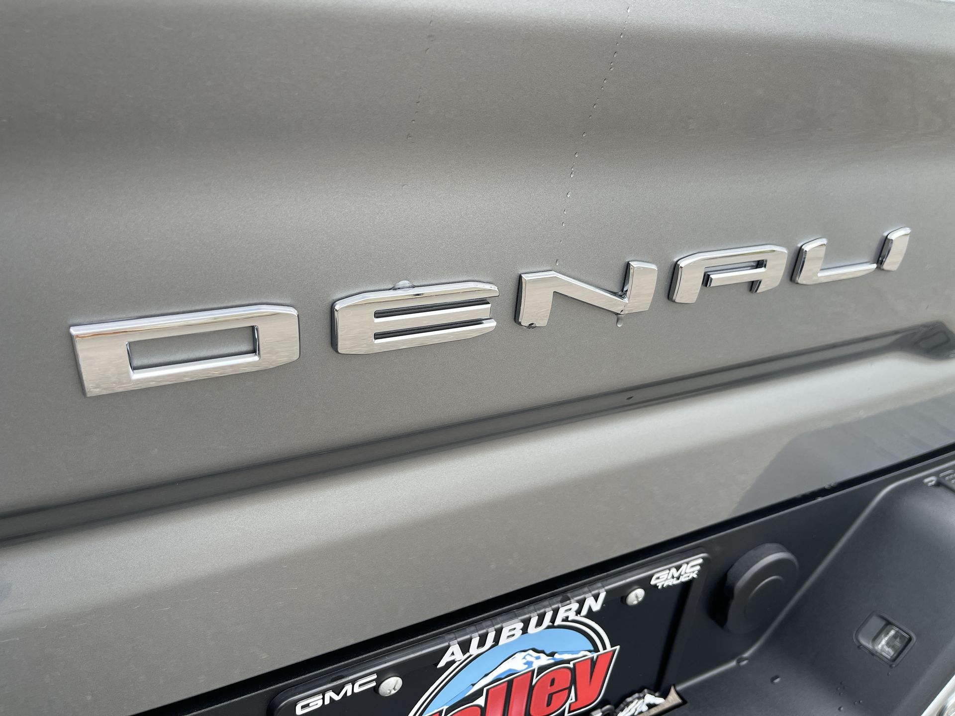 2026 Gmc Sierra 3500 HD Denali photo 33