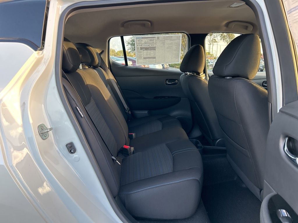 2025 Nissan Leaf SV Plus photo 37