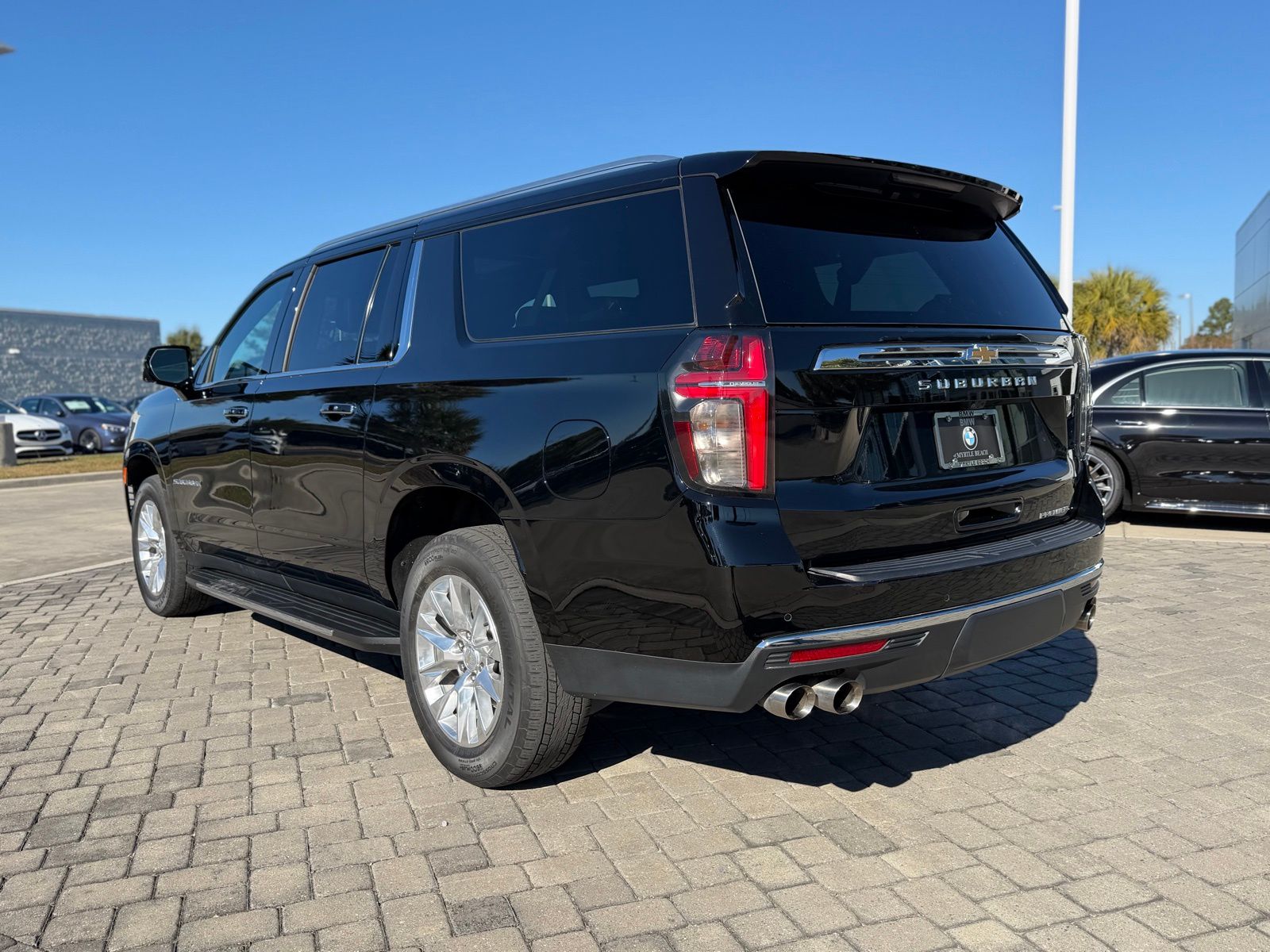 2023 Chevrolet Suburban Premier photo 4